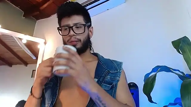 Colby brown03 online show from February 8, 2026, 9:07 pm