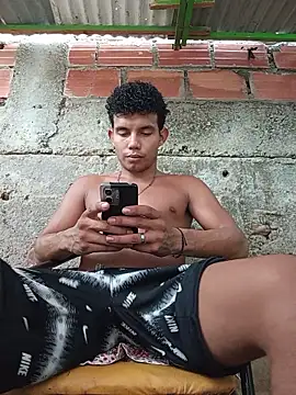 alex candela online show from November 27, 2025, 8:22 pm