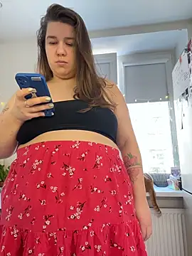 SuzieMurray online show from March 27, 2026, 8:26 am