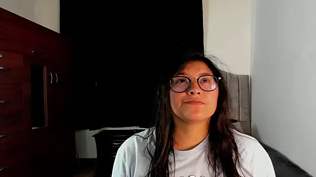 Snapshot of lorymoon chatting on January 16, 2025, 7:10 pm lorymoon online show from January 16, 2025, 7:10 pm