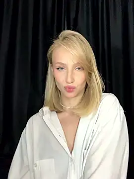 CaseyStar online show from January 11, 2026, 2:11 pm