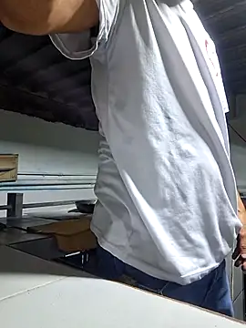 Snapshot of Alsaud1106 chatting on March 9, 2025, 8:42 pm Alsaud1106 online show from March 9, 2025, 8:42 pm