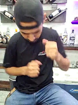 Snapshot of Alsaud1106 chatting on March 13, 2025, 10:10 pm Alsaud1106 online show from March 13, 2025, 10:10 pm