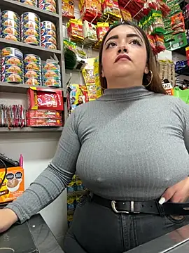 Snapshot of Tatiana_O chatting on November 1, 2025, 4:20 pm Tatiana O online show from November 1, 2025, 4:20 pm