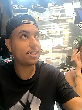 FABINHOSEOAU online show from January 17, 2026, 5:27 pm