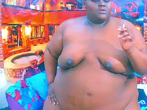 Snapshot of EbonyHotBuns chatting on July 10, 2026, 9:17 pm EbonyHotBuns online show from July 10, 2026, 9:17 pm