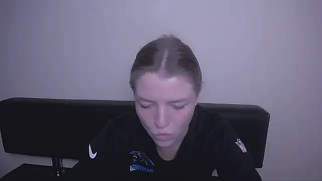 Snapshot of MissOliviaa_ chatting on December 3, 2024, 5:55 pm MissOliviaa online show from December 3, 2024, 5:55 pm