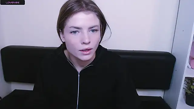 Snapshot of MissOliviaa_ chatting on January 8, 2025, 11:10 am MissOliviaa online show from January 8, 2025, 11:10 am