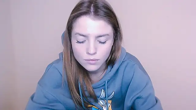 Snapshot of MissOliviaa_ chatting on January 14, 2025, 4:50 pm MissOliviaa online show from January 14, 2025, 4:50 pm