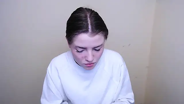 Snapshot of MissOliviaa_ chatting on January 23, 2025, 7:32 am MissOliviaa online show from January 23, 2025, 7:32 am