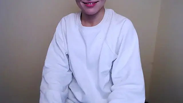 Snapshot of MissOliviaa_ chatting on January 23, 2025, 11:48 am MissOliviaa online show from January 23, 2025, 11:48 am