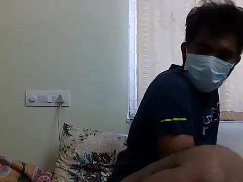 Snapshot of nick05inch chatting on December 20, 2025, 7:37 am nick05inch online show from December 20, 2025, 7:37 am