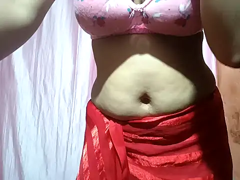Snapshot of poojaxxx65 chatting on February 2, 2025, 12:19 am poojaxxx65 online show from February 2, 2025, 12:19 am