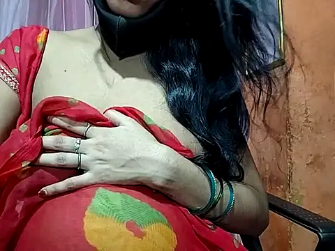 Snapshot of poojaxxx65 chatting on September 17, 2025, 11:28 pm poojaxxx65 online show from September 17, 2025, 11:28 pm
