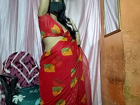 Snapshot of poojaxxx65 chatting on October 1, 2025, 11:00 pm poojaxxx65 online show from October 1, 2025, 11:00 pm