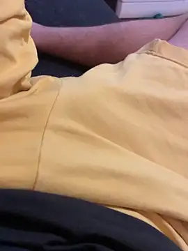 lora19922 online show from January 6, 2025, 9:43 pm