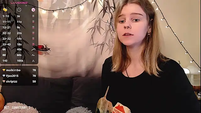 Moona xx online show from December 27, 2024, 5:42 am