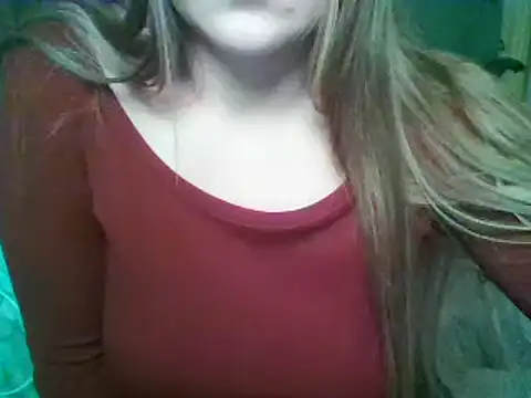 Evasapples online show from September 25, 2025, 9:40 pm