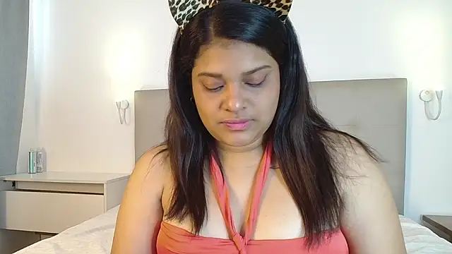 caaatalinalina online show from December 16, 2024, 8:16 pm