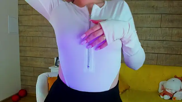 Snapshot of MilanaBalmain chatting on February 10, 2025, 2:37 pm MilanaBalmain online show from February 10, 2025, 2:37 pm