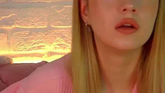 Snapshot of MilanaBalmain chatting on November 4, 2025, 4:11 am MilanaBalmain online show from November 4, 2025, 4:11 am