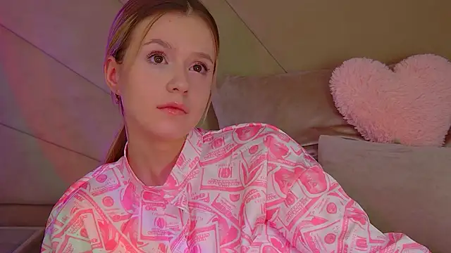 Snapshot of MilanaBalmain chatting on November 8, 2025, 4:23 am MilanaBalmain online show from November 8, 2025, 4:23 am