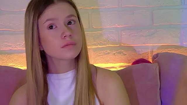 Snapshot of MilanaBalmain chatting on November 17, 2025, 4:51 am MilanaBalmain online show from November 17, 2025, 4:51 am