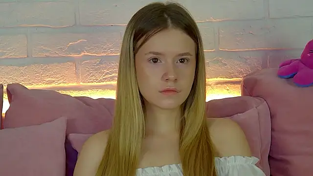 Snapshot of MilanaBalmain chatting on December 2, 2025, 4:51 am MilanaBalmain online show from December 2, 2025, 4:51 am