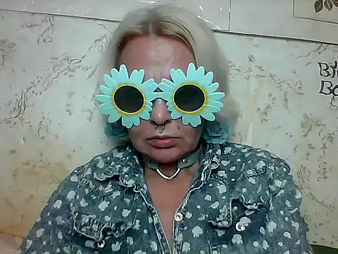 Snapshot of Gardener_of_Illusions chatting on May 30, 2026, 3:58 am Gardener of Illusions online show from May 30, 2026, 3:58 am