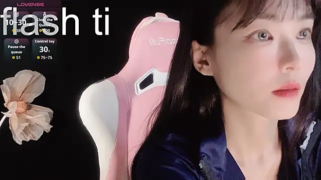 Snapshot of Ahrii_xia chatting on November 7, 2025, 9:31 am Ahrii xia online show from November 7, 2025, 9:31 am