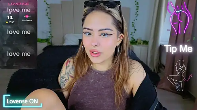 baby  kim online show from October 29, 2025, 9:55 am