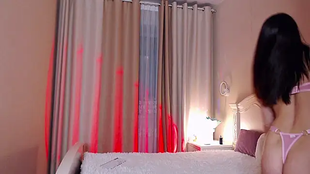 Avylew online show from October 25, 2025, 8:58 pm