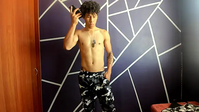 Snapshot of Pendragon1224 chatting on January 12, 2025, 3:25 pm Pendragon1224 online show from January 12, 2025, 3:25 pm