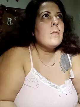 kittymorenita26 online show from January 6, 2025, 10:47 pm