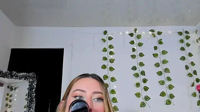 JanneKim online show from April 6, 2026, 2:07 pm