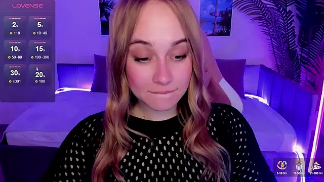 LianaBright online show from March 18, 2025, 9:09 am