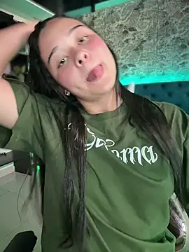 Paloma  LS online show from November 11, 2025, 7:14 pm