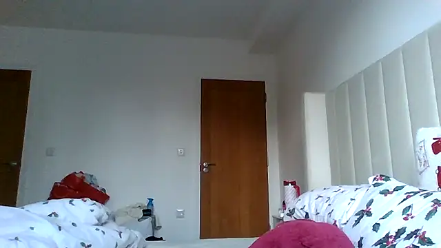 Krystal Tx online show from November 25, 2025, 2:50 pm