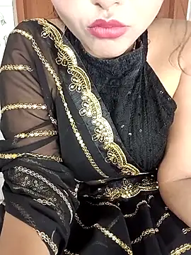 Snapshot of EeshaBhabi chatting on May 7, 2026, 2:11 pm EeshaBhabi online show from May 7, 2026, 2:11 pm