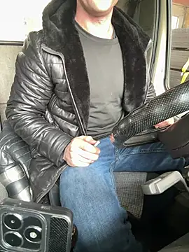 Snapshot of AlexGWoW chatting on February 4, 2025, 10:21 am AlexGWoW online show from February 4, 2025, 10:21 am