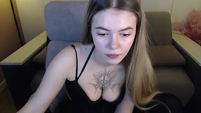 Ritaneer online show from March 18, 2025, 12:14 pm