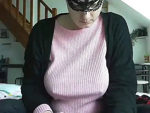 Snapshot of Lauzo21 chatting on March 14, 2025, 12:07 pm Lauzo21 online show from March 14, 2025, 12:07 pm