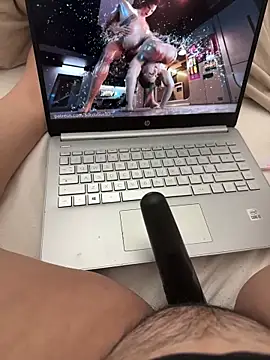 yourcutesarah online show from November 12, 2025, 1:11 pm