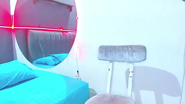 Snapshot of minimi_naty chatting on January 20, 2025, 7:14 pm minimi naty online show from January 20, 2025, 7:14 pm