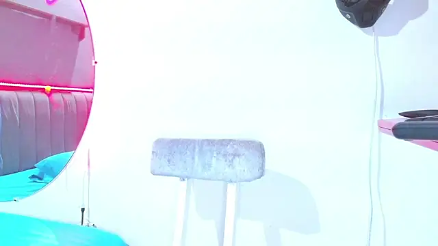 Snapshot of minimi_naty chatting on February 6, 2025, 7:18 pm minimi naty online show from February 6, 2025, 7:18 pm