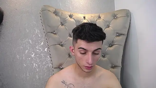 Snapshot of MrWilliseo chatting on January 25, 2025, 12:59 am MrWilliseo online show from January 25, 2025, 12:59 am