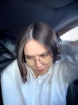 meow girl online show from March 24, 2026, 2:55 pm