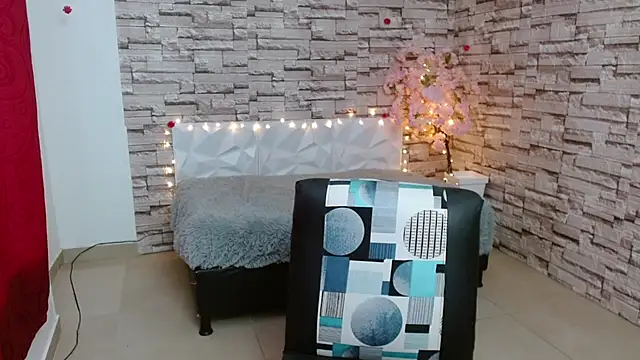 Snapshot of Vanse_lust chatting on January 8, 2025, 9:34 pm Vanse lust online show from January 8, 2025, 9:34 pm