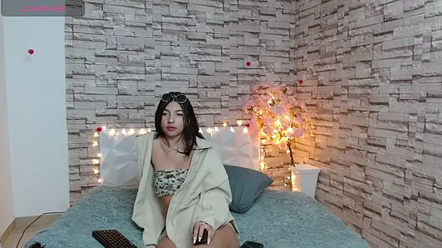 Snapshot of Vanse_lust chatting on February 10, 2025, 5:03 am Vanse lust online show from February 10, 2025, 5:03 am