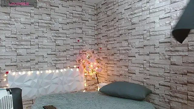 Snapshot of Vanse_lust chatting on March 17, 2025, 10:49 pm Vanse lust online show from March 17, 2025, 10:49 pm